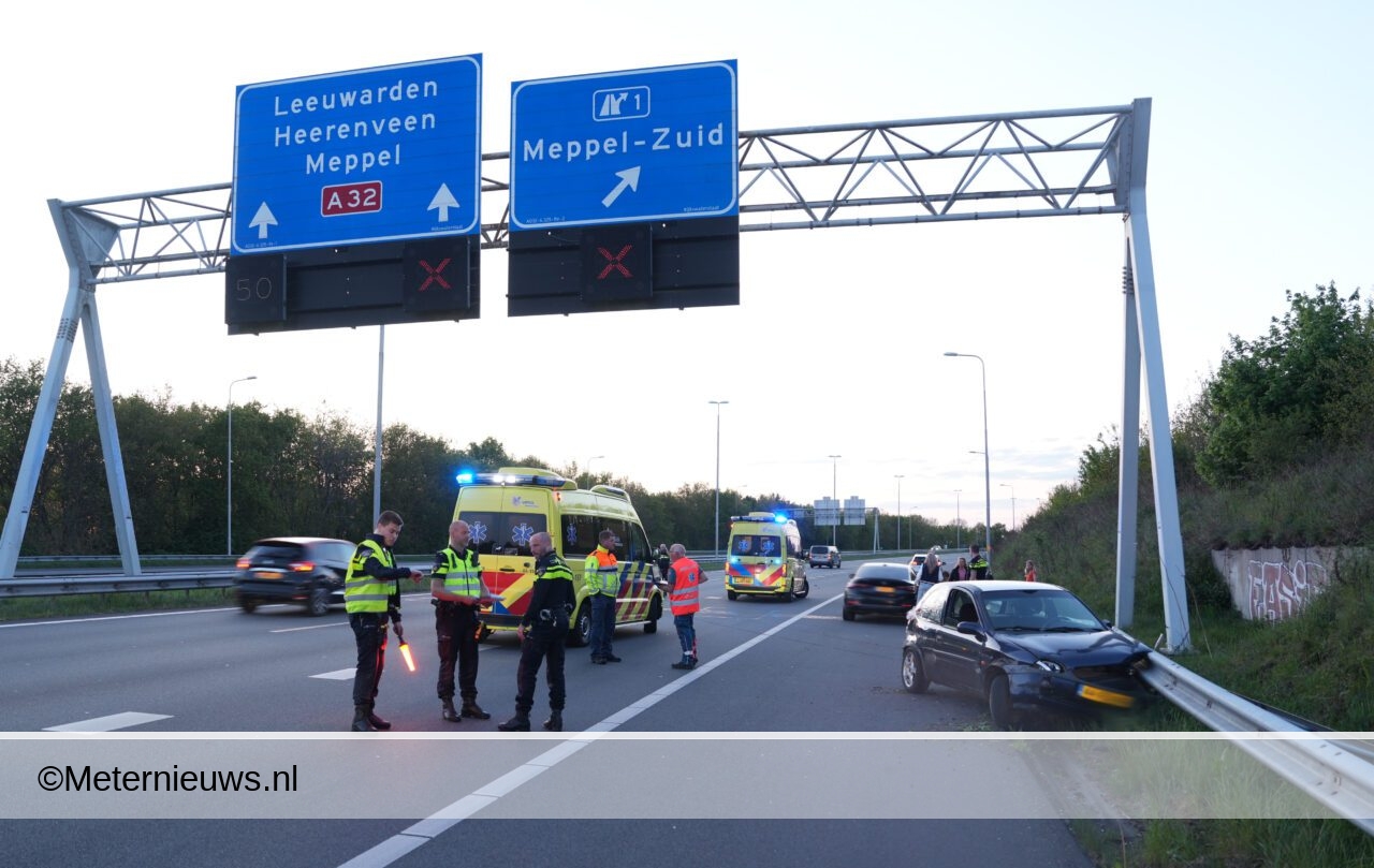 Mogelijk spook rijdende auto betrokken bij ernstig eenzijdig ongeval A32 Lankhorst(Video0.