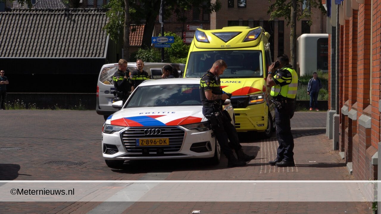 Man vindt gewonde in kantoor in Assen(Video) |