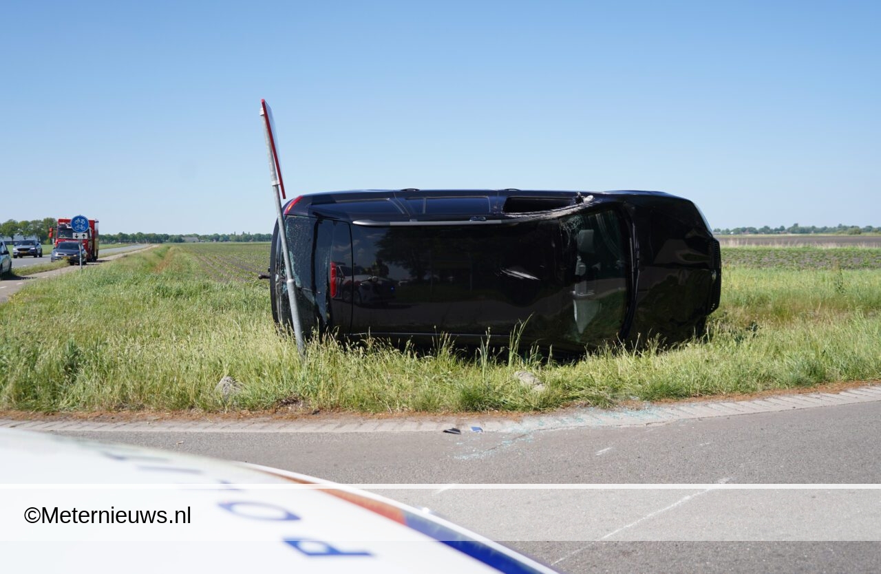 Gecompliceerd ongeval op omleidingsroute Kielwindeweer. Gecompliceerd ongeval op omleidingsroute Kielwindeweer.