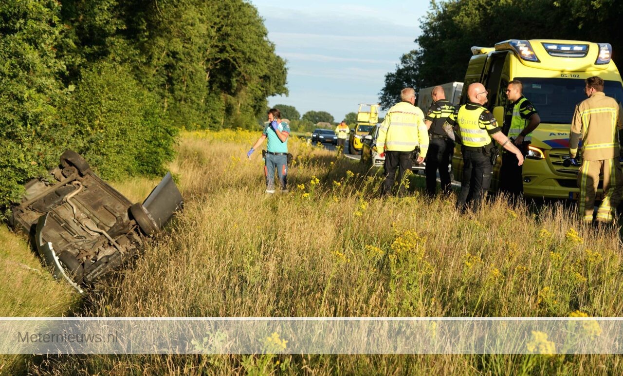 Auto van de weg N381 Beilen(Video) |