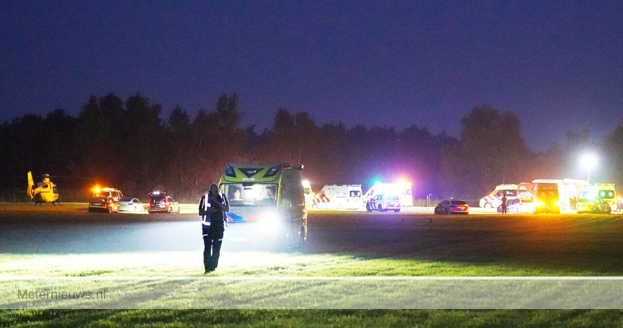 Dode en zes gewonden na ongeval Luchtballon in De Hoeve. Dode en zes gewonden na ongeval Luchtballon in De Hoeve.