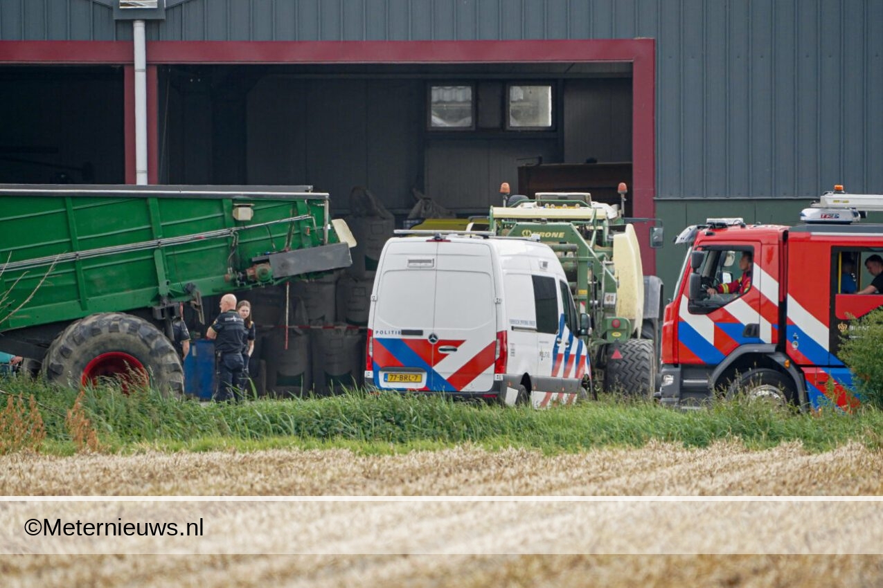 Dodelijk bedrijfsongeval agrarisch bedrijf Stedum(Video)