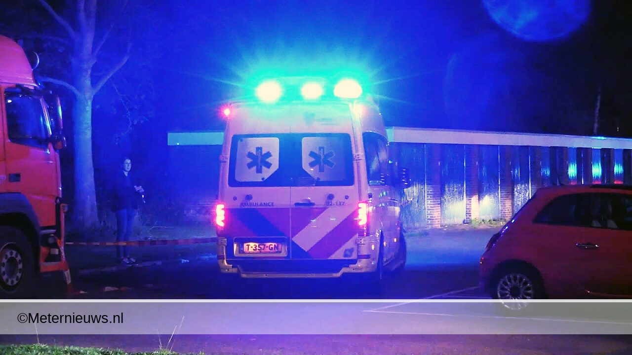 Vrouw neergeschoten op achtste verdieping flat Sneek(Video) |