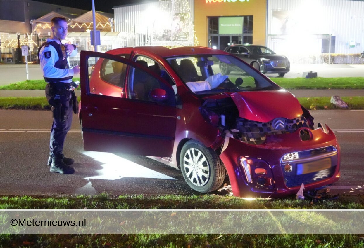 Automobilist gewond bij aanrijding tegen boom in Coevorden(Video) |