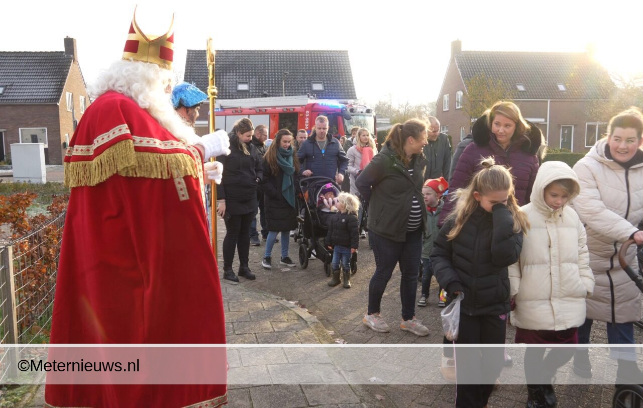 Sint en gevolg feestelijk onthaald in Alteveer en Kerkenveld(Video) |
