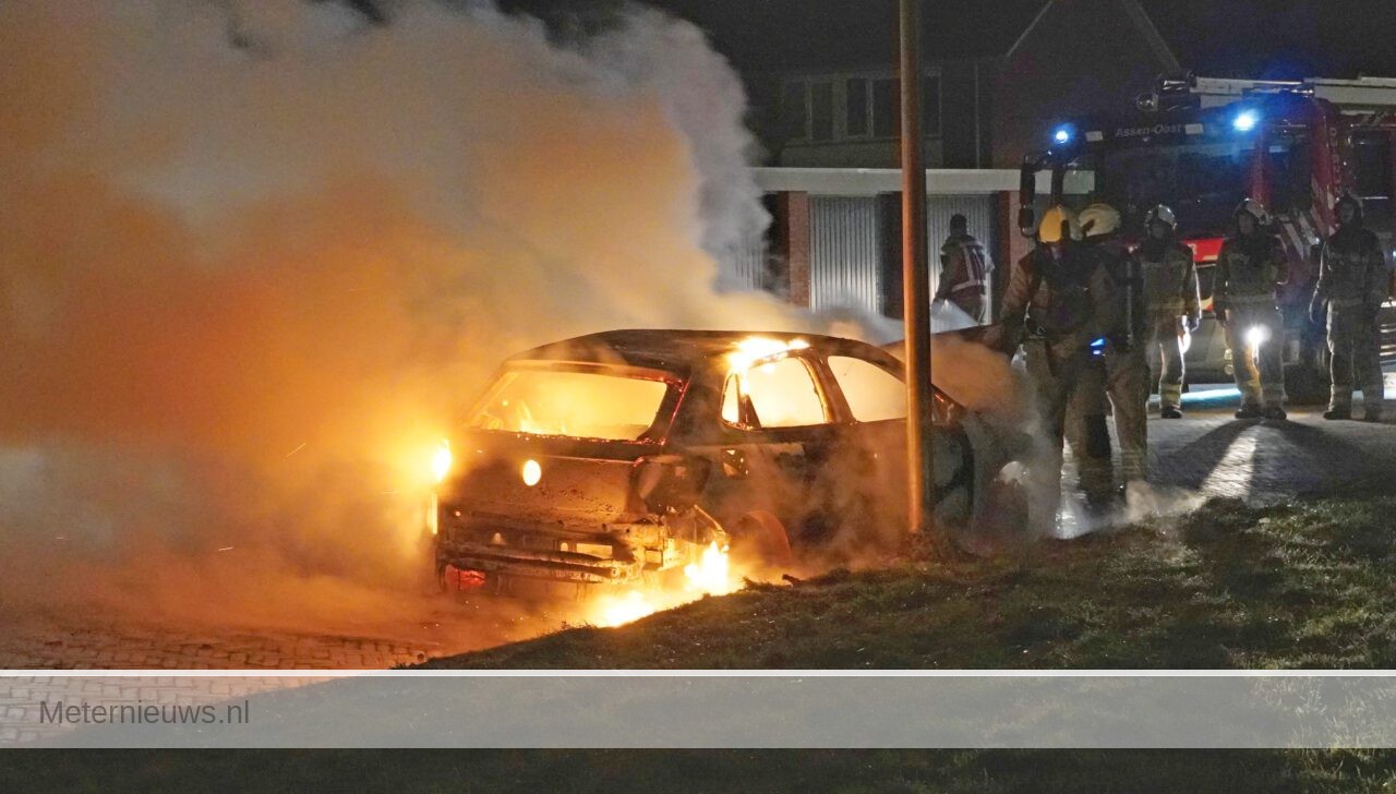 Auto in brand in Assen(Video) |