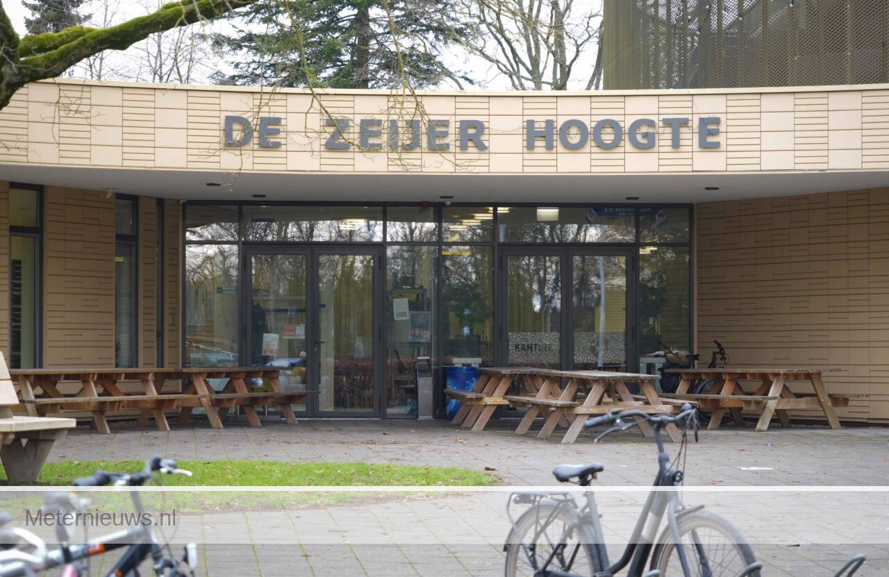 Wolf gezien bij basisschool Zeijen: school neemt veiligheidsmaatregelen (Video)