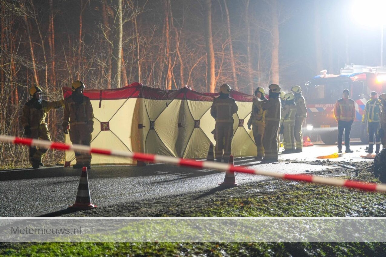 Dode en gewonden ernstig ongeluk Nooitgedacht, bestuurder aangehouden.