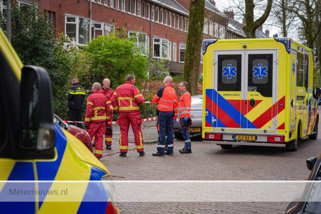 Man valt van rolsteiger in Groningen(Video)