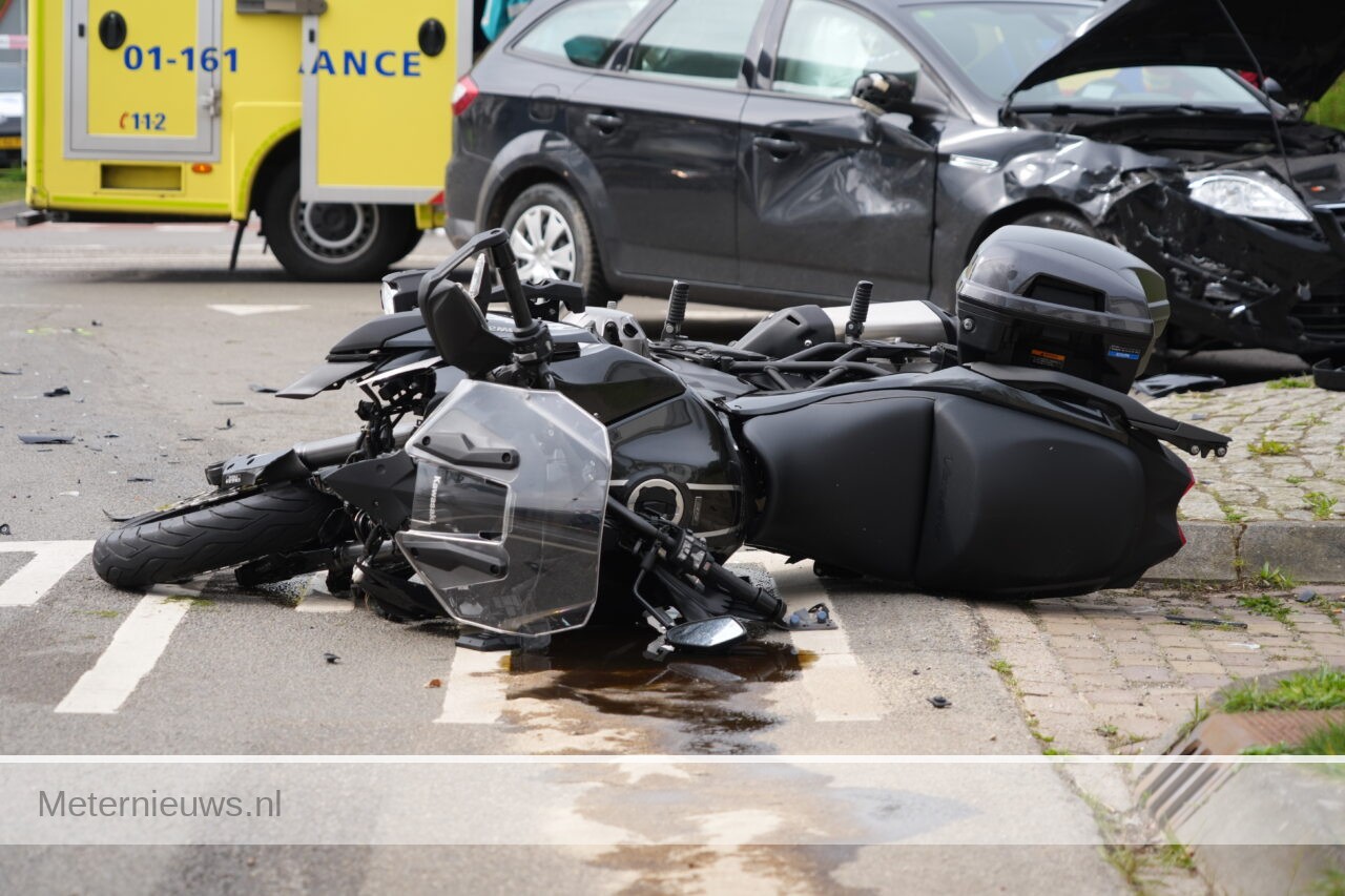 Twee ernstig gewonden na motorongeval in Grijpskerk(Video) |