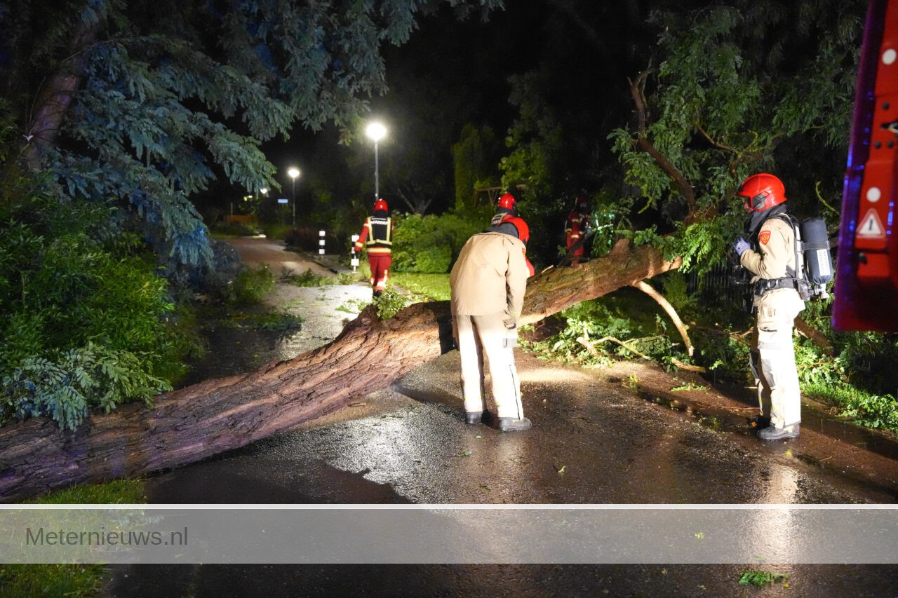Noodweer in Oost Groningen(Video) |