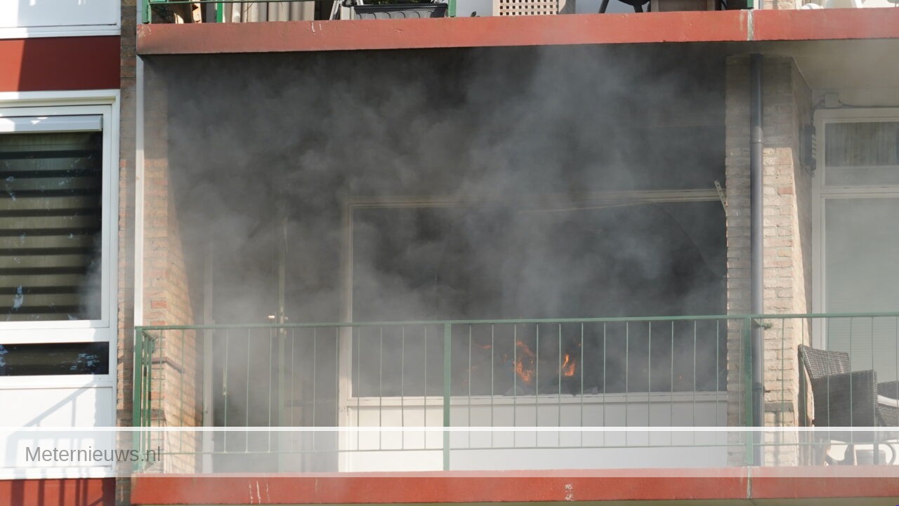Zwaar gewonde na woningbrand Assen(Video) |